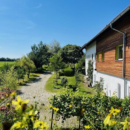 Natur-Retreat Am Leitgeringer See Tittmoning Bagian luar foto